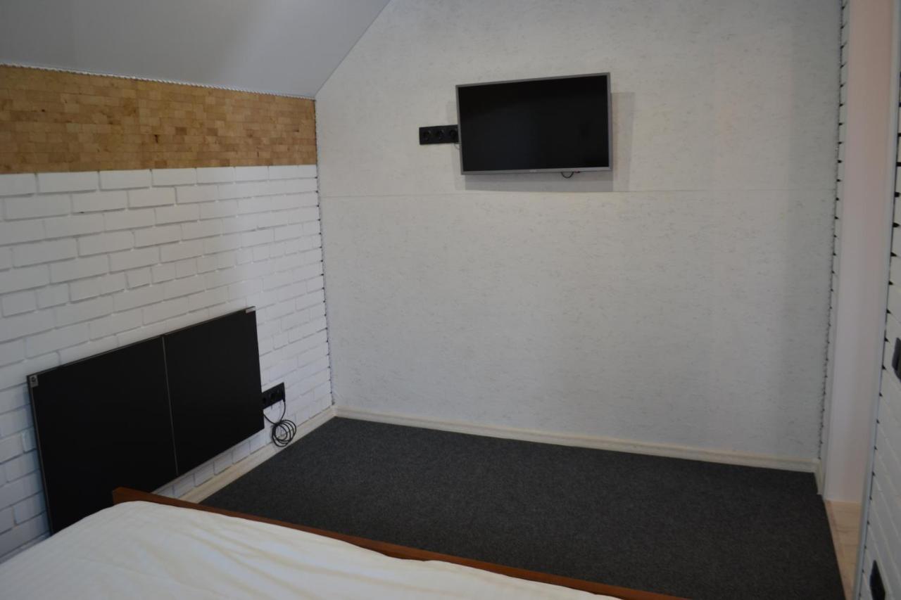 Pryvatna Sadyba Tviy Kut Hotel Szvityaz Kültér fotó