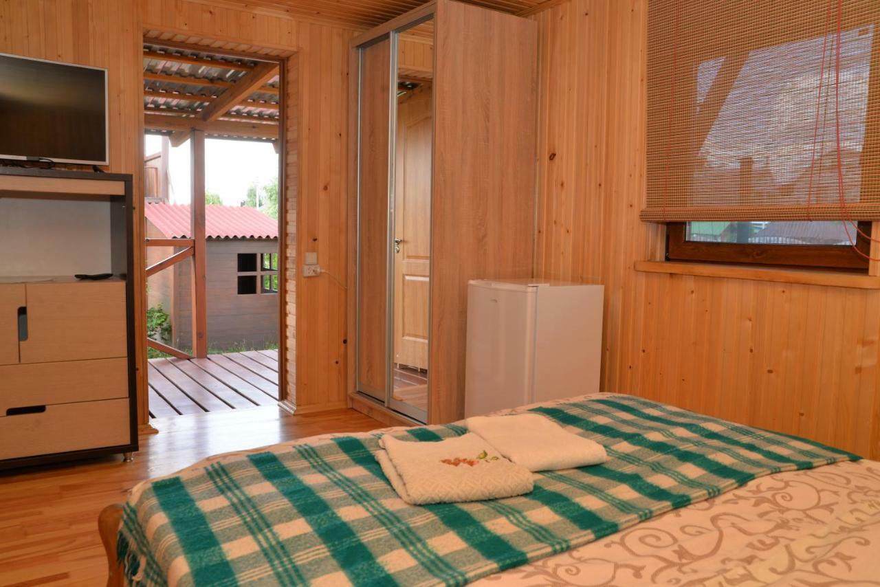 Pryvatna Sadyba Tviy Kut Hotel Szvityaz Kültér fotó